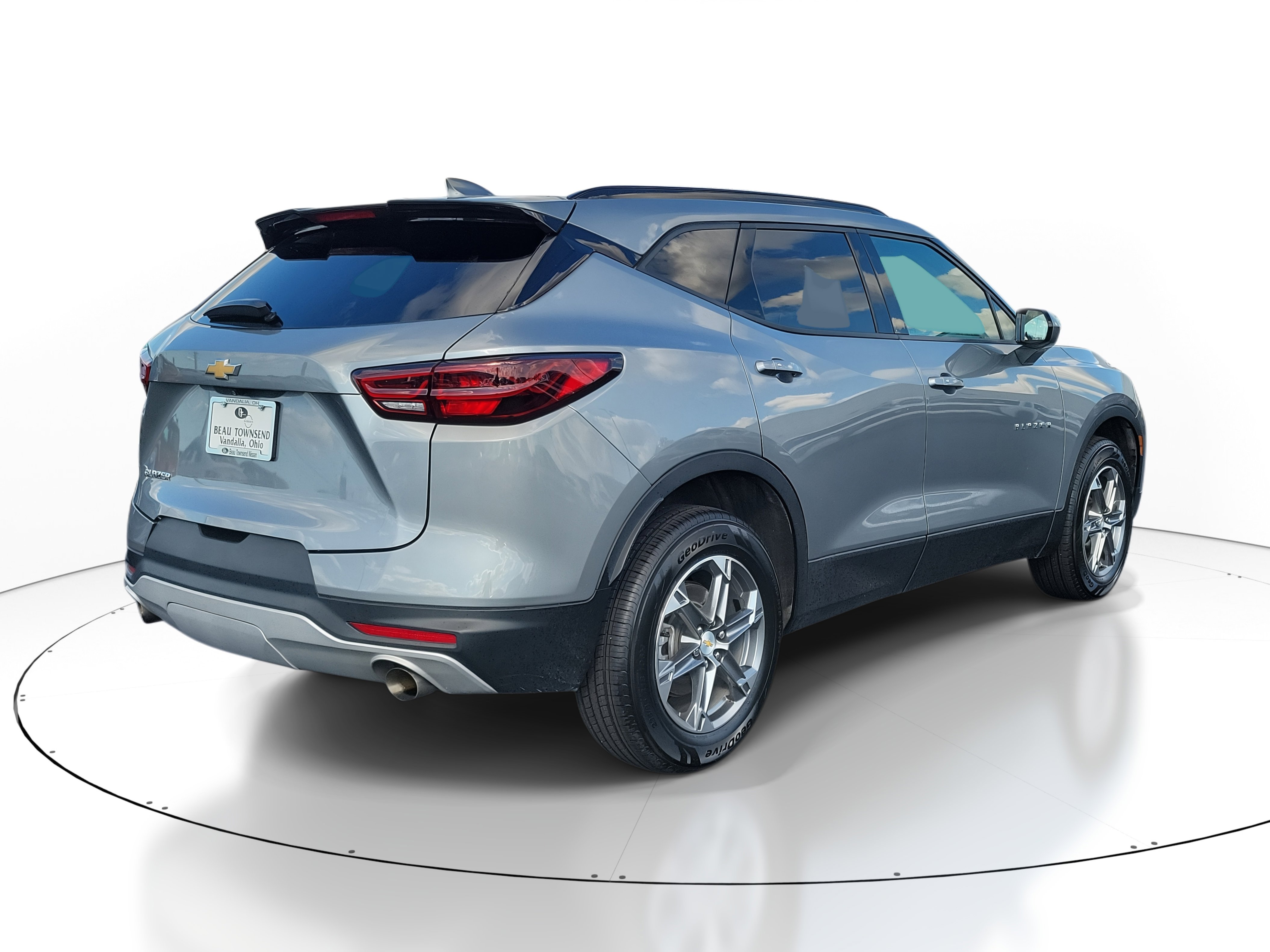 Used 2023 Chevrolet Blazer LT w/ Convenience Package image 4