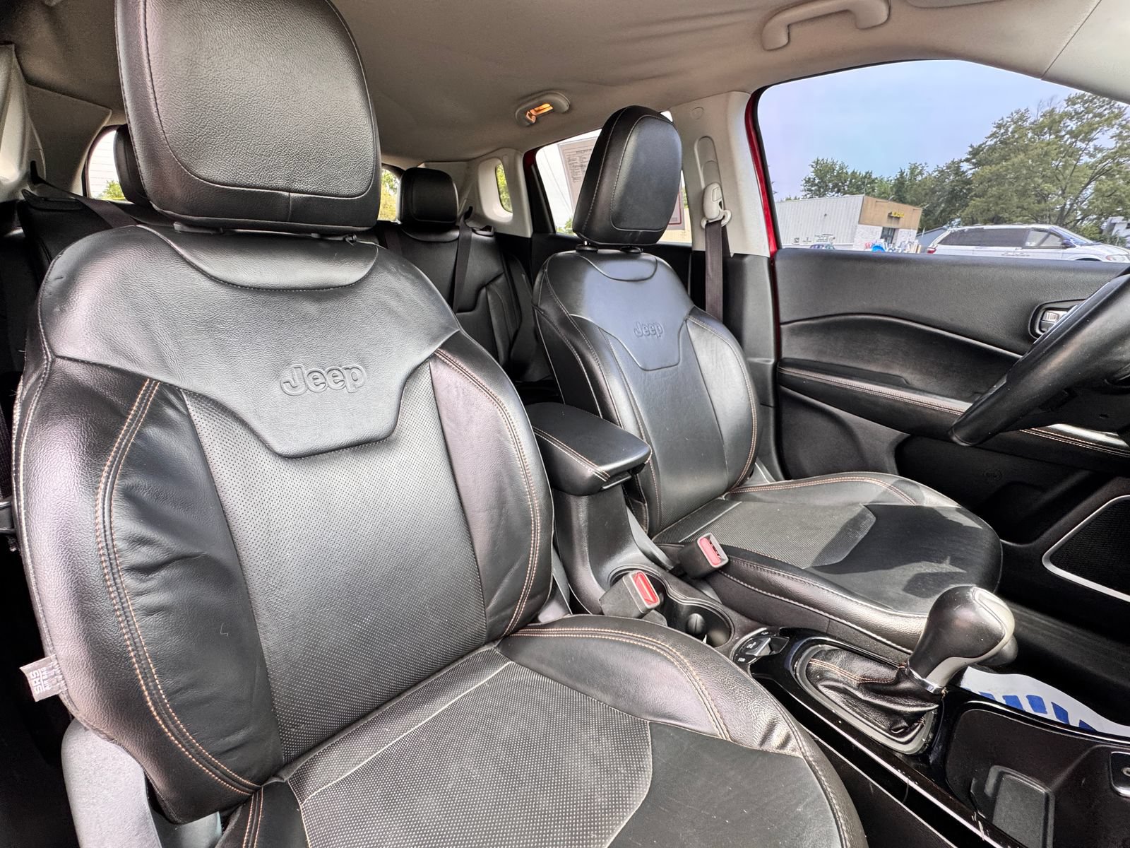 Used 2019 Jeep Compass Limited FWD image 23