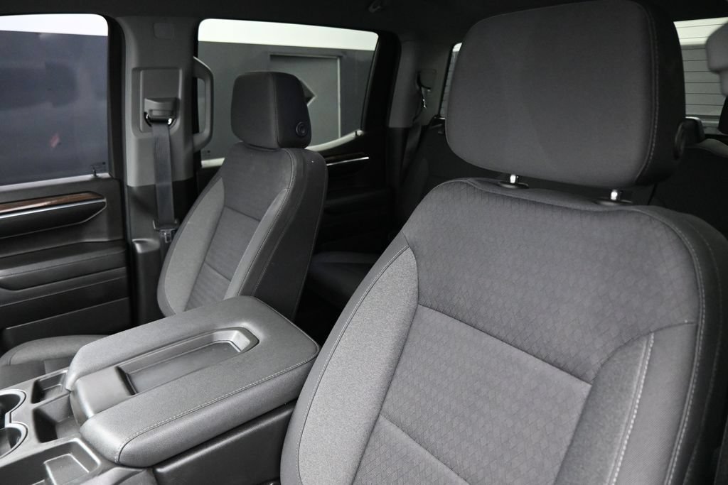 Used 2023 Chevrolet Silverado 1500 LT AWD/4WD image 13