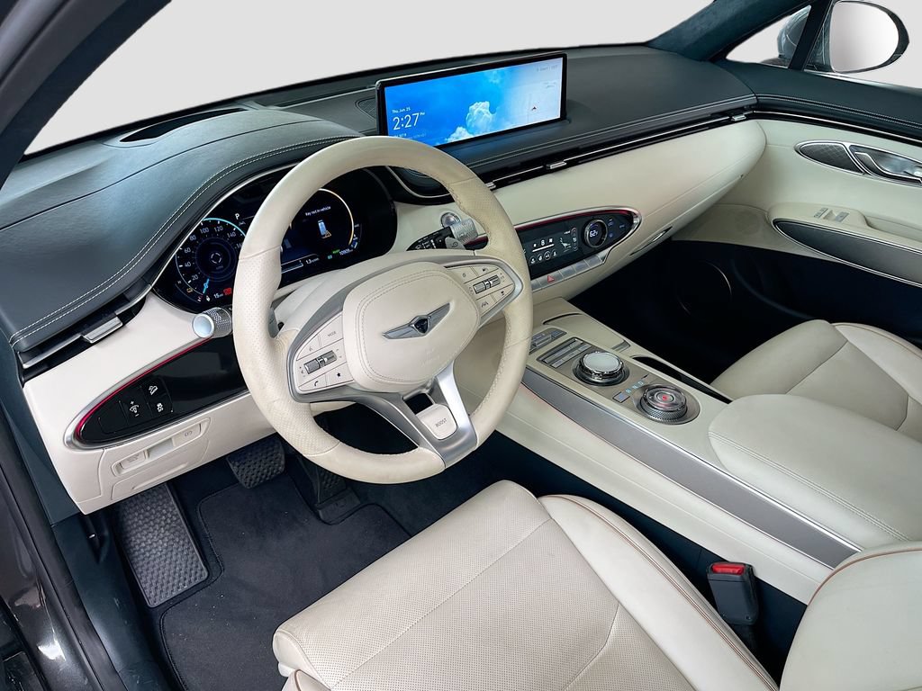 Used 2025 Genesis Electrified GV70 w/ Prestige Package AWD/4WD image 9
