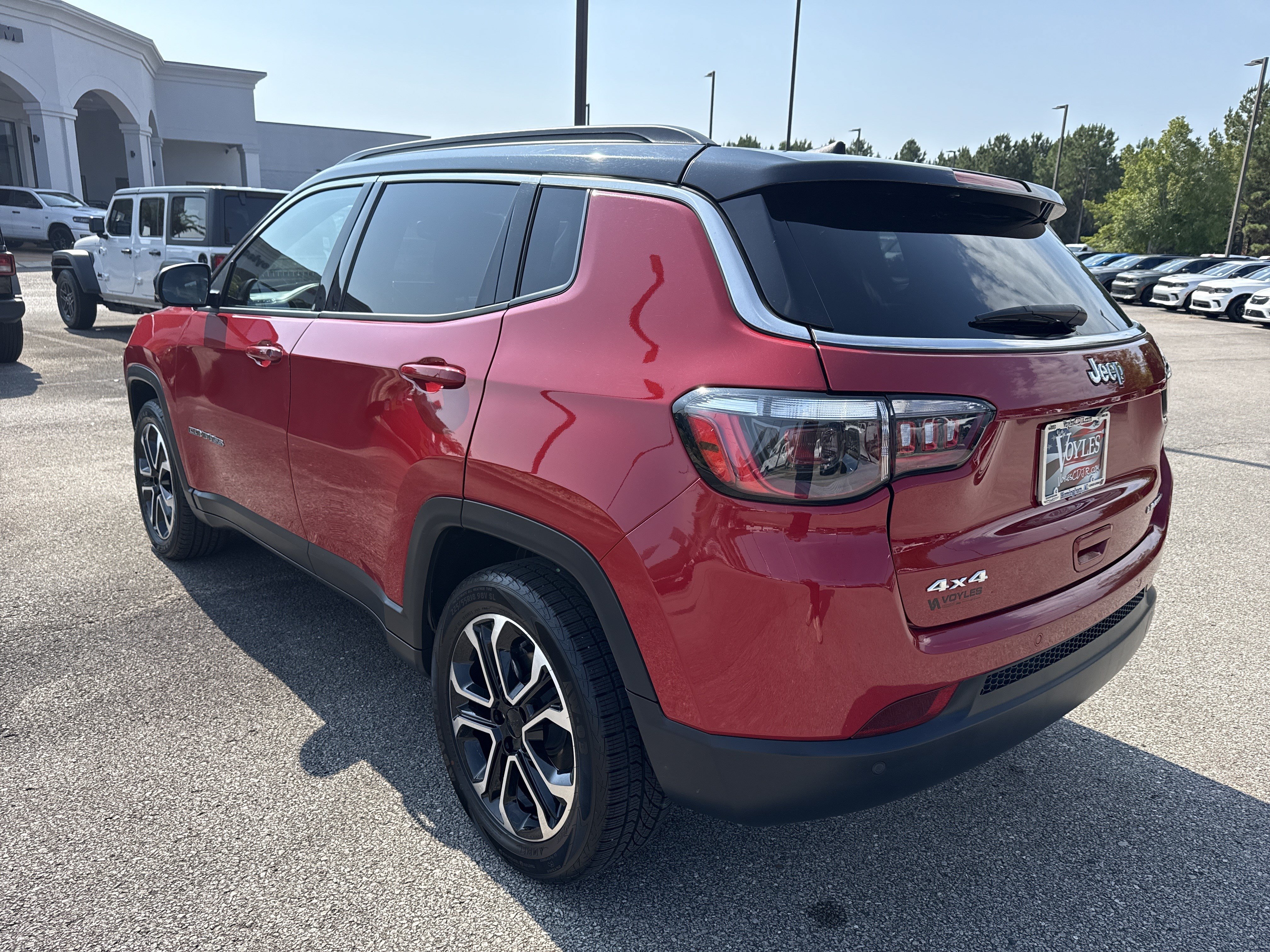 Used 2024 Jeep Compass Limited AWD/4WD image 5