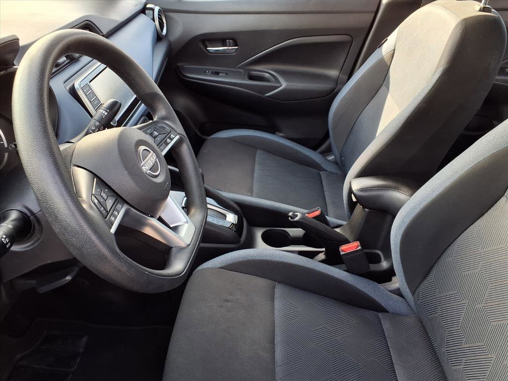 Used 2023 Nissan Versa SV image 16