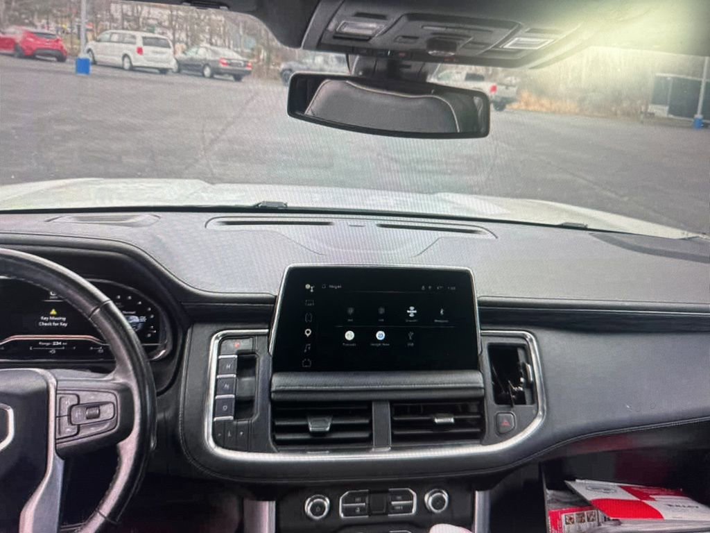 Used 2022 GMC Yukon SLT w/ SLT Premium Package AWD/4WD image 5