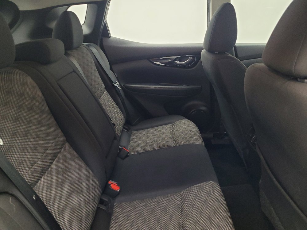 Used 2022 Nissan Rogue Sport SV FWD image 19