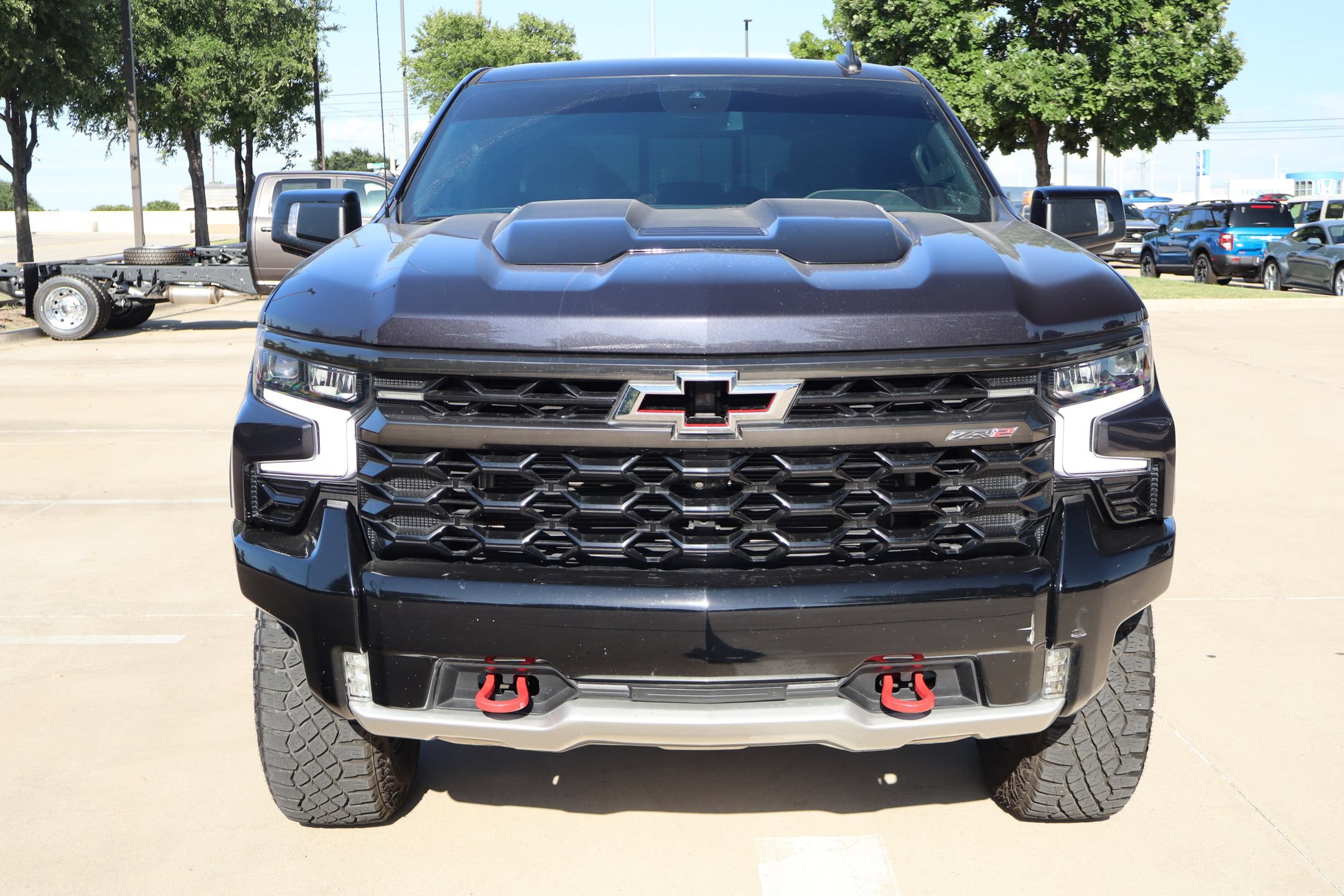 Used 2023 Chevrolet Silverado 1500 ZR2 AWD/4WD image 9