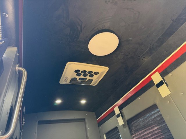 Used 2023 Ford E-Transit 148 High Roof Extended w/ Load Area Protection Package image 18