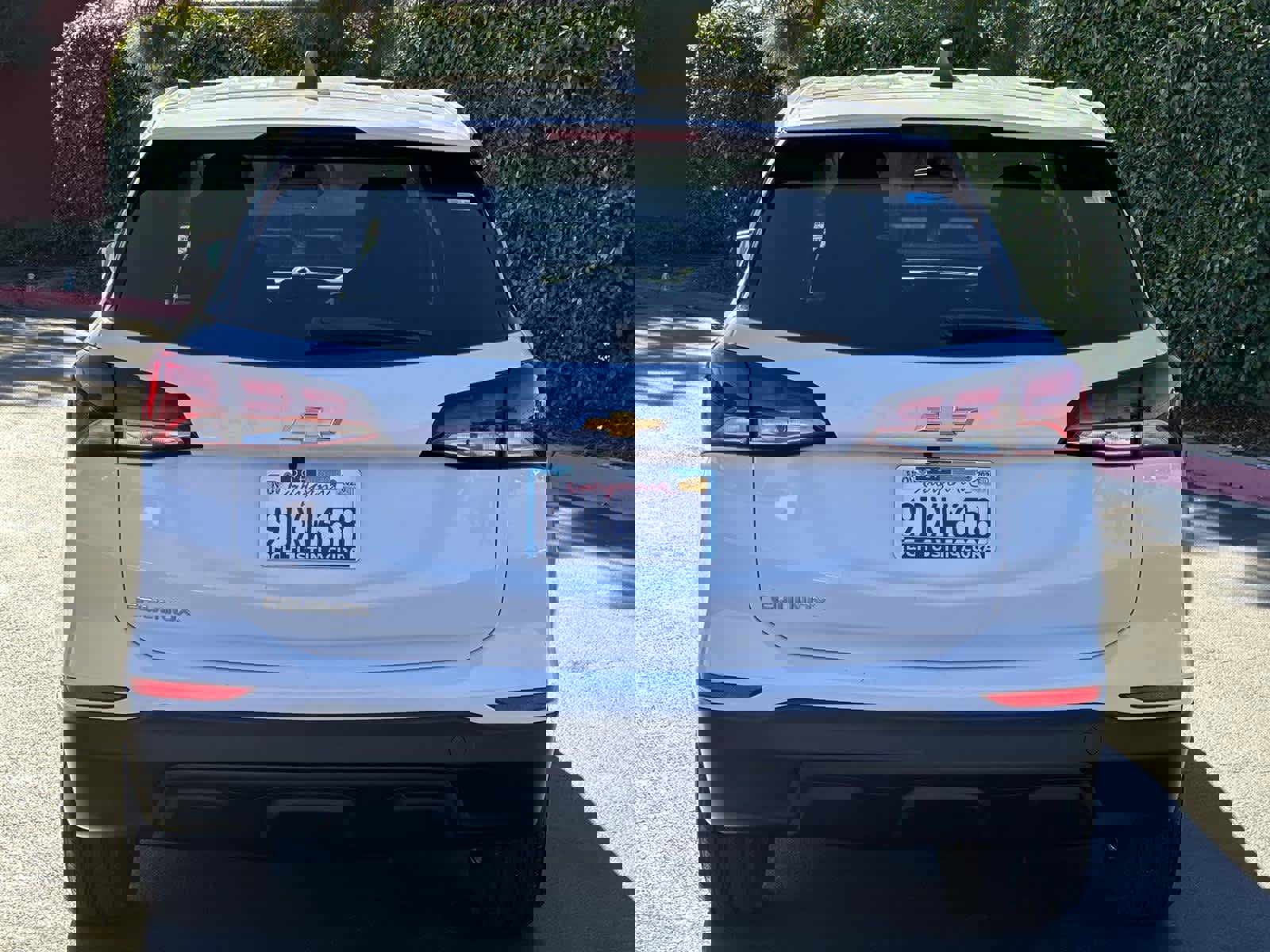 Used 2022 Chevrolet Equinox LS w/ LS Convenience Package image 5