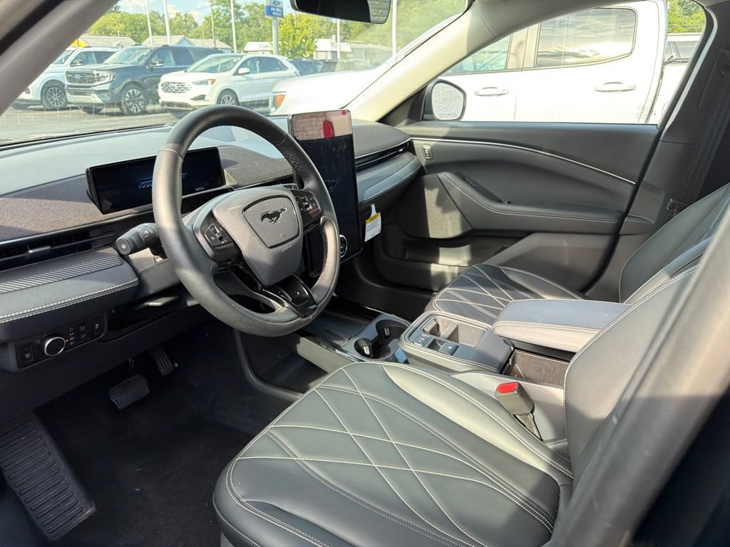 Used 2025 Ford Mustang Mach-E Select w/ Comfort Package Lite AWD/4WD image 24