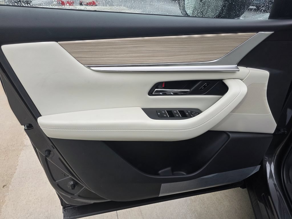 New 2026 MAZDA CX-90 Plug-In Hybrid w/ Premium Plus AWD/4WD image 16