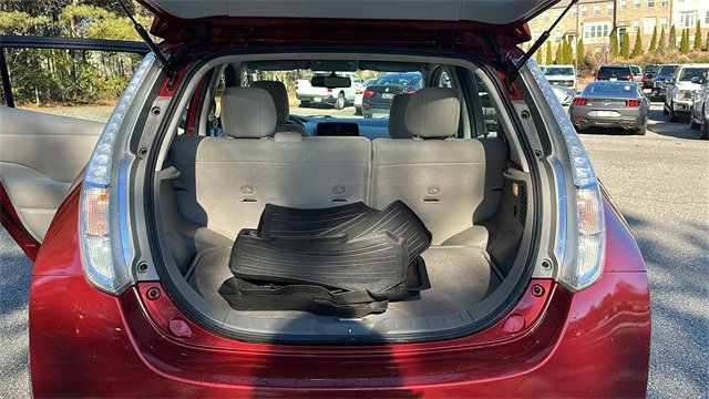 Used 2015 Nissan Leaf SV w/ LED & Quick Charge Package image 18