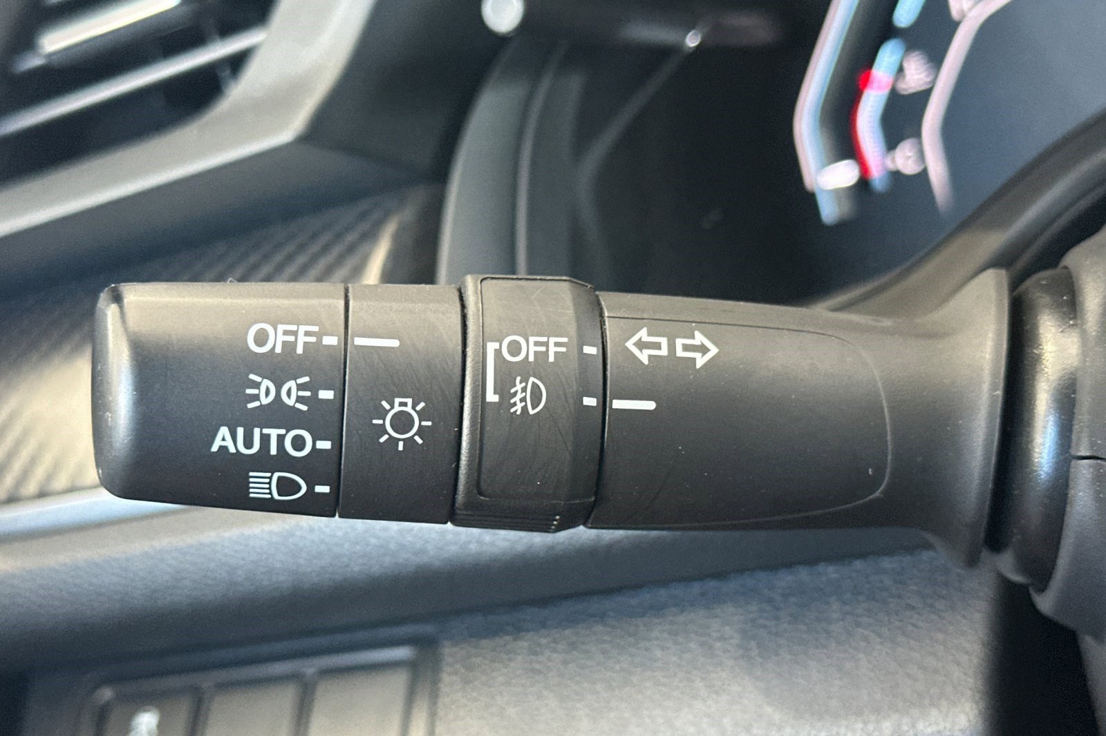Used 2017 Honda Civic Sport image 30