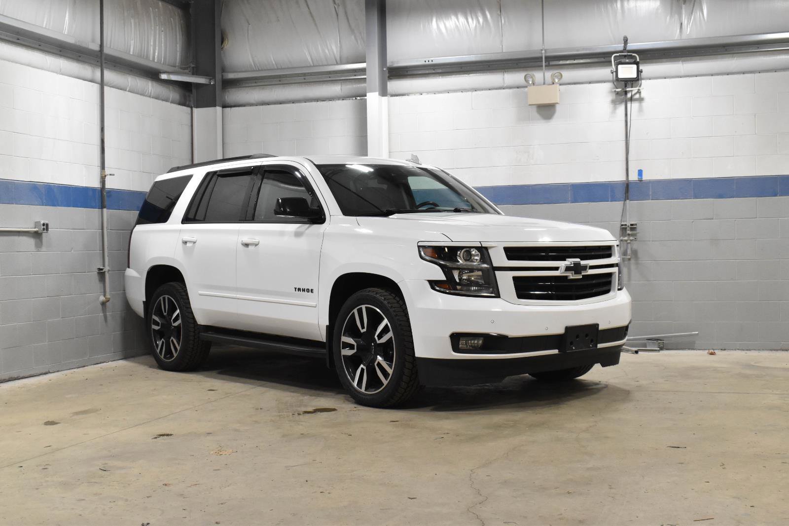 Used 2020 Chevrolet Tahoe Premier w/ RST 6.2L Performance Edition image 30