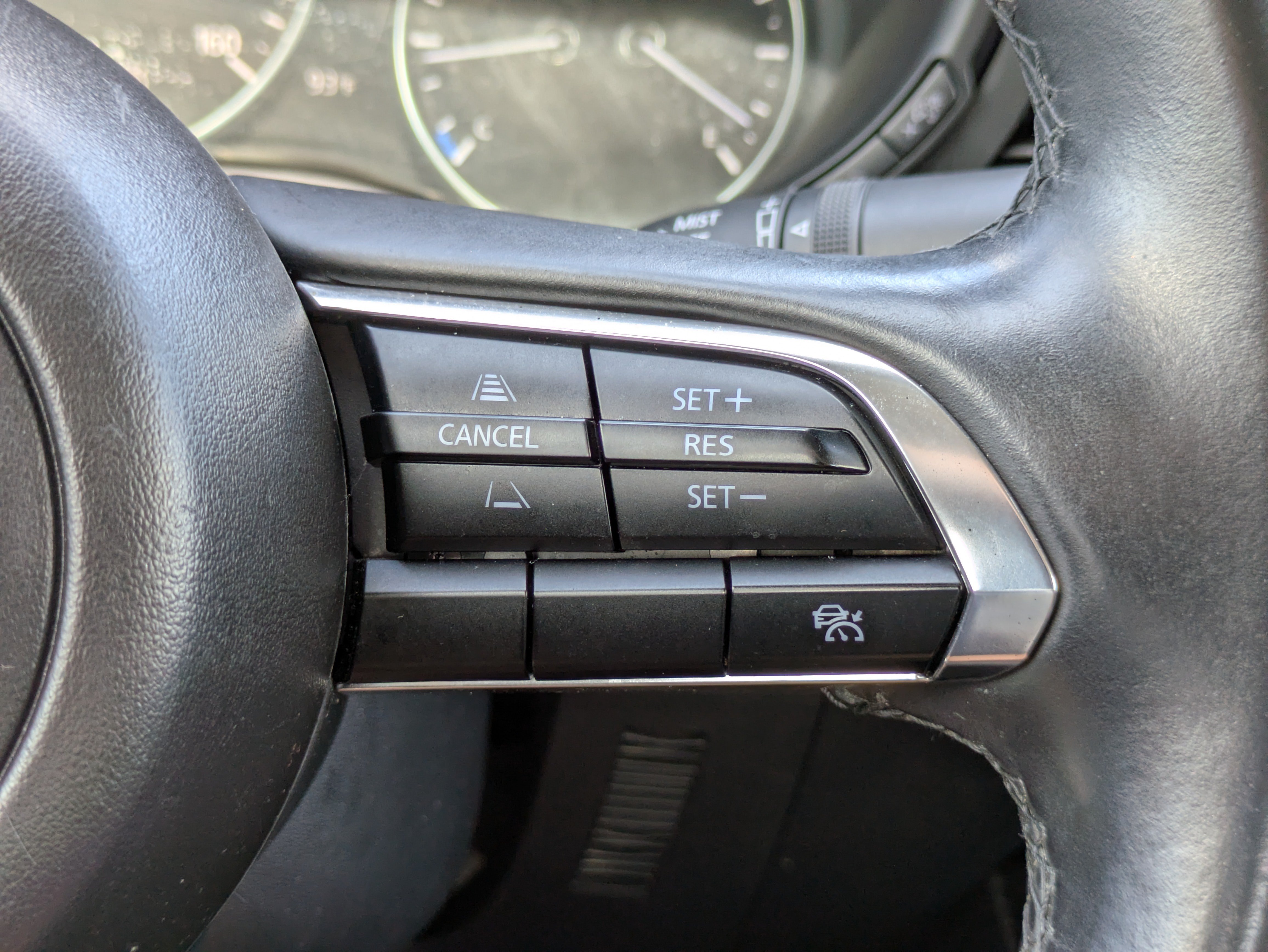 Used 2024 MAZDA MAZDA3 s FWD image 22