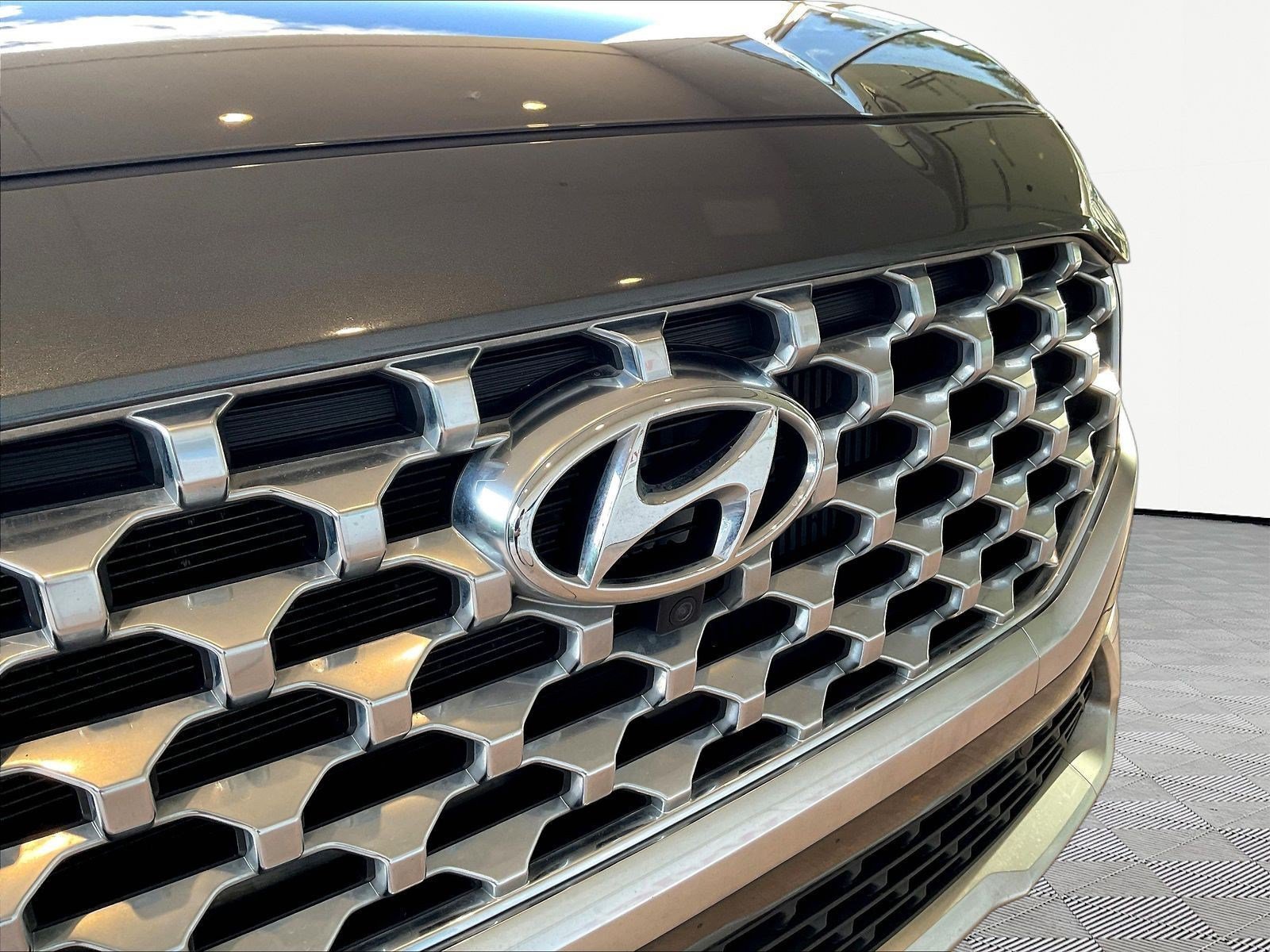Used 2023 Hyundai Santa Fe Limited AWD/4WD image 30