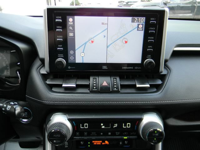 Used 2020 Toyota RAV4 Limited AWD/4WD image 12