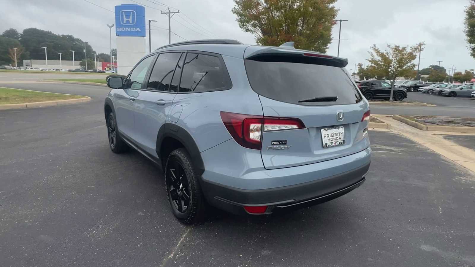 Certified 2022 Honda Pilot TrailSport image 7