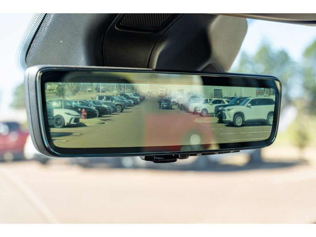 Used 2024 Jeep Grand Cherokee L Limited w/ Luxury Tech Group II image 32