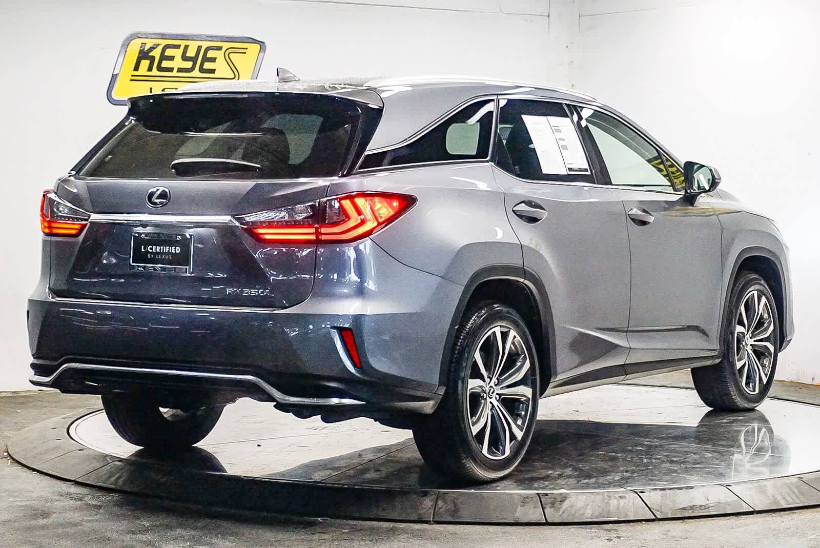 Certified 2020 Lexus RX 350L FWD w/ Premium Package image 4