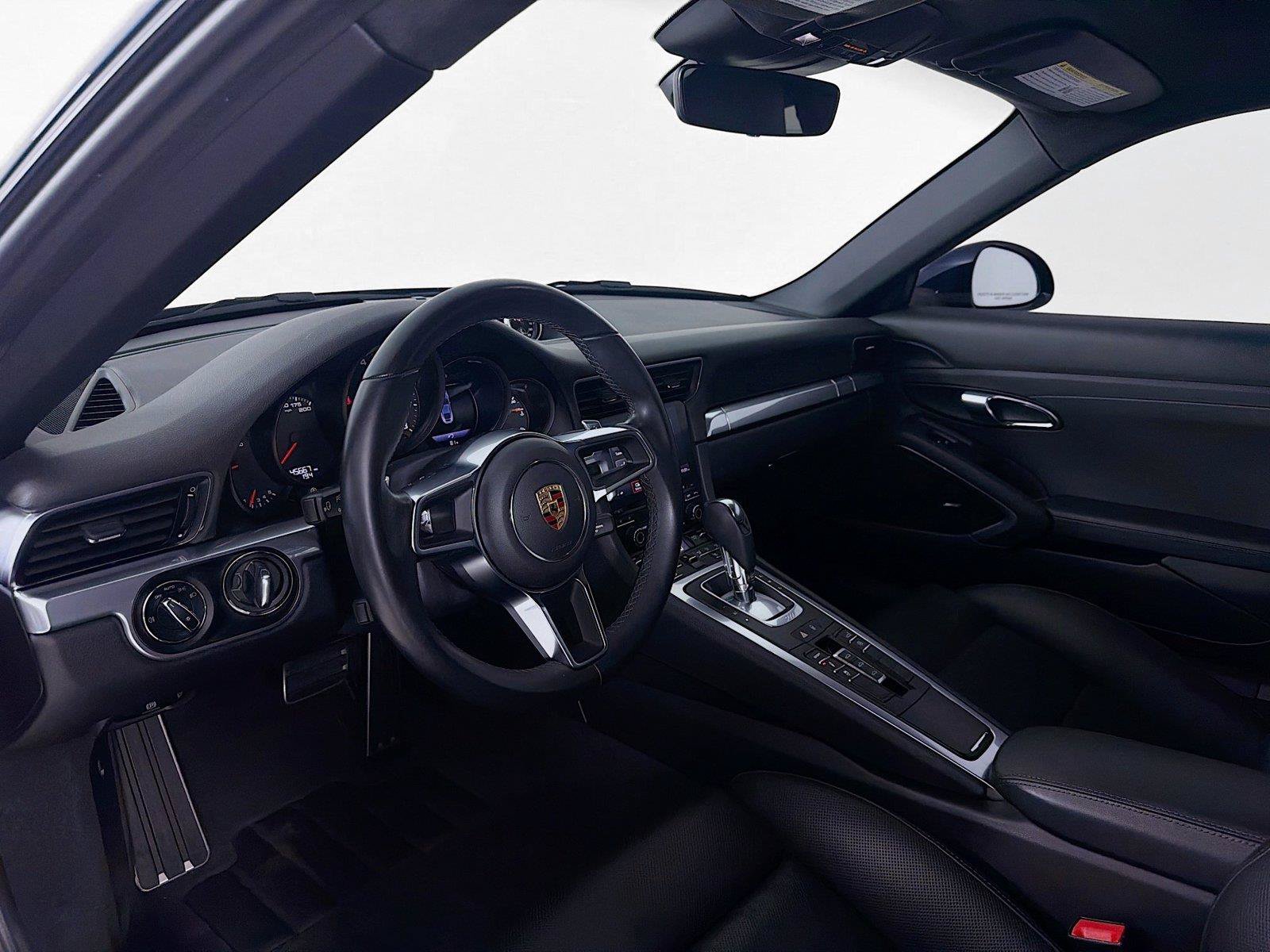 Used 2018 Porsche 911 Carrera S RWD image 4