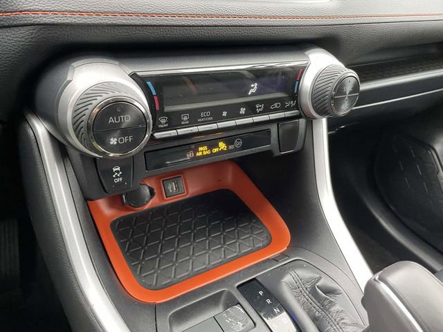 Used 2024 Toyota RAV4 Adventure image 29