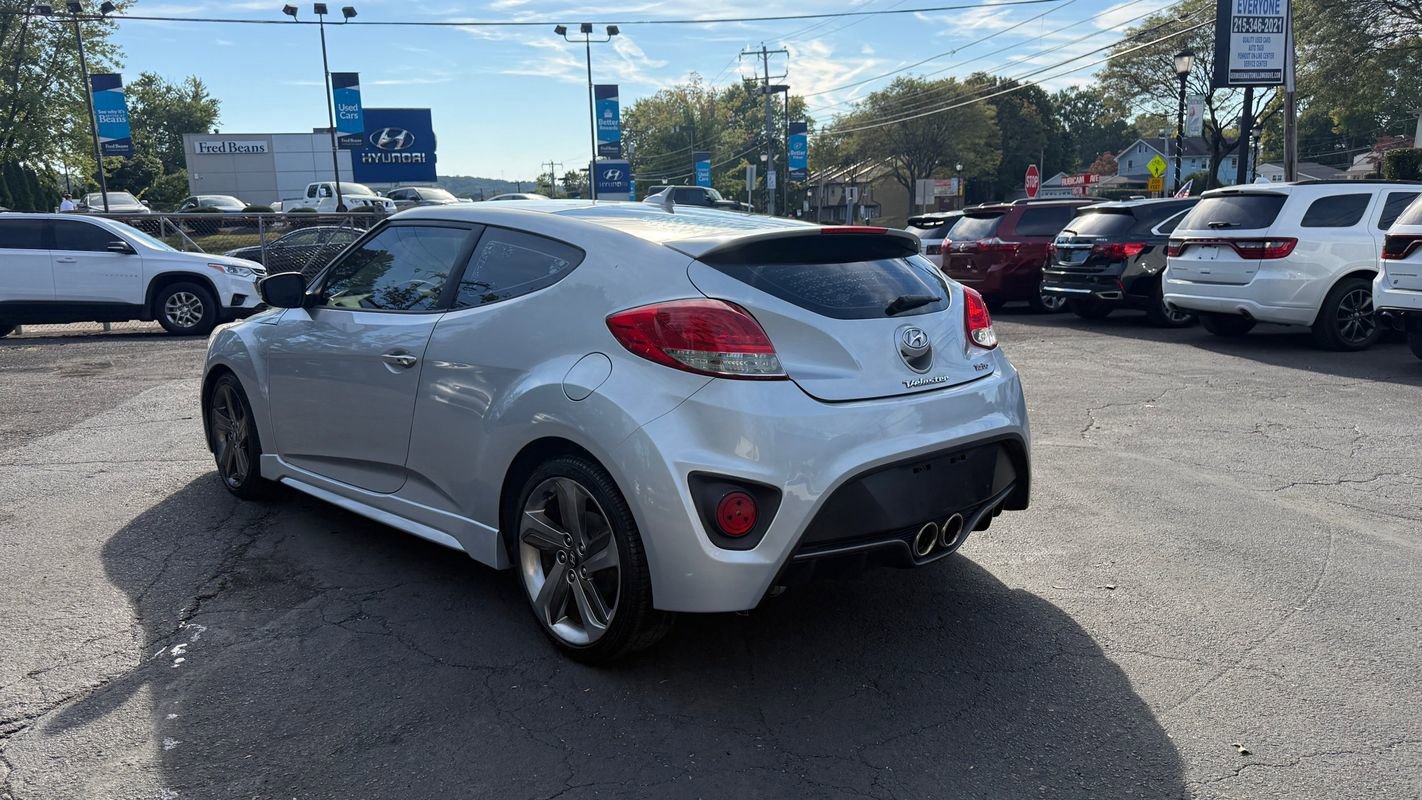 Used 2013 Hyundai Veloster Turbo image 3