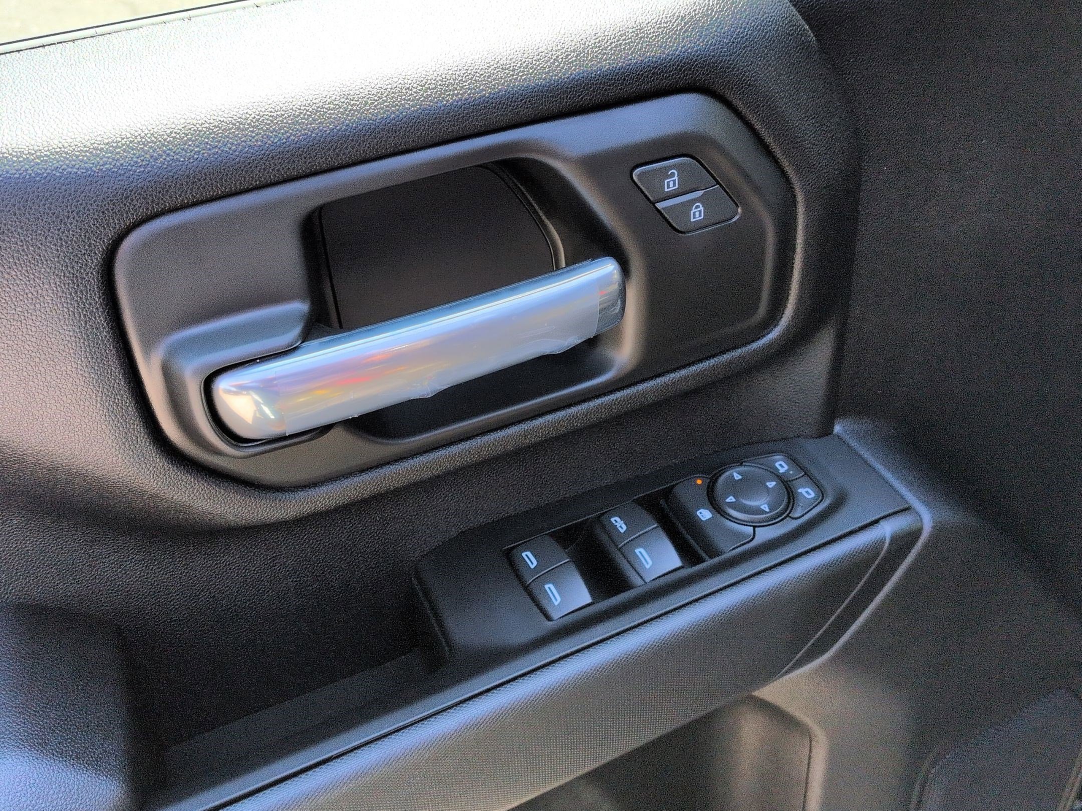 Used 2026 Chevrolet Silverado 2500 Custom image 11