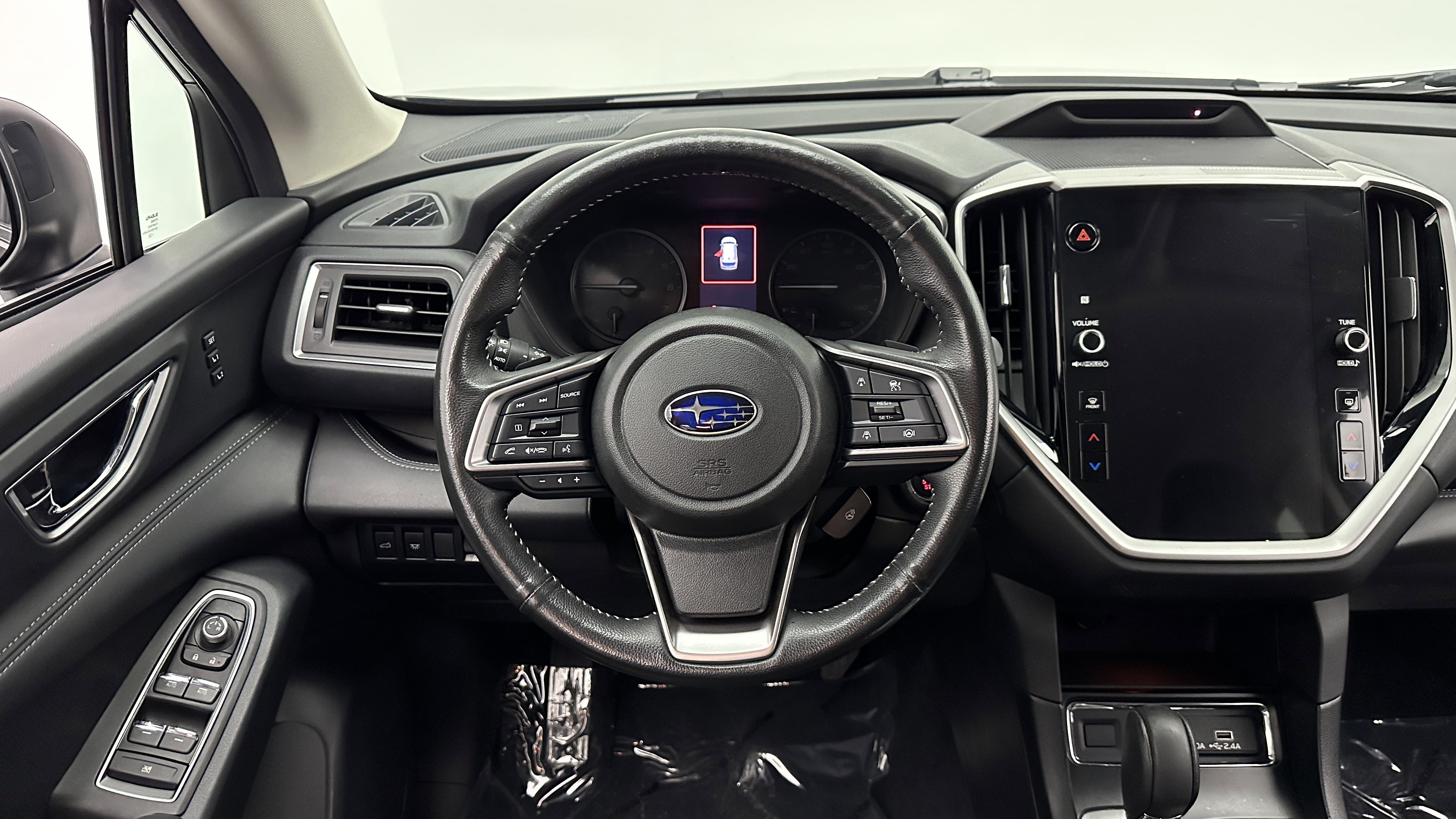 Used 2023 Subaru Ascent Limited image 25
