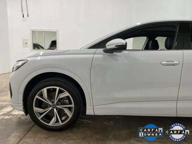 Used 2022 Audi Q4 e-tron Premium Plus w/ Premium Plus image 94