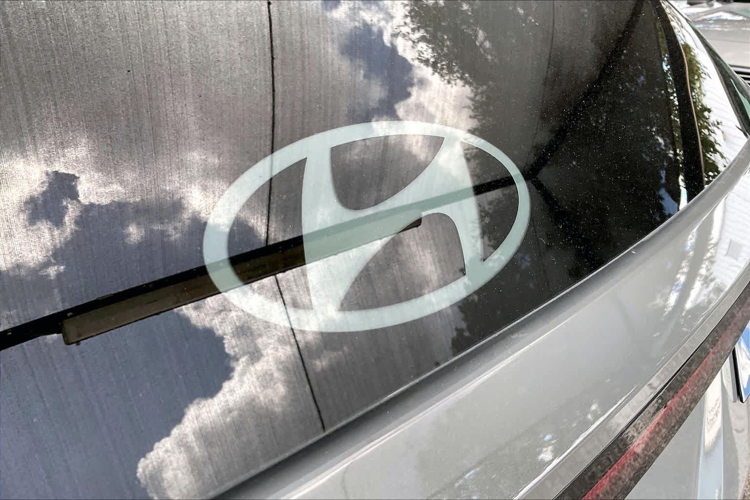 Certified 2025 Hyundai Tucson SEL AWD/4WD image 31