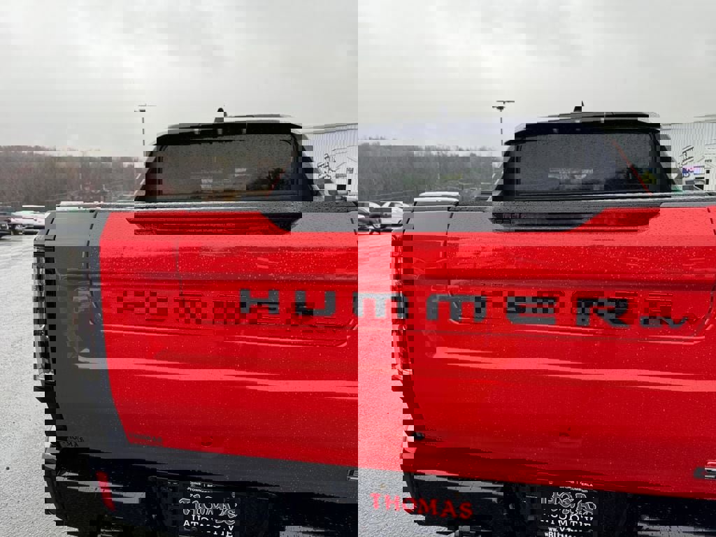 New 2025 GMC Hummer EV 2X w/ LPO, Dark Essentials Package image 11