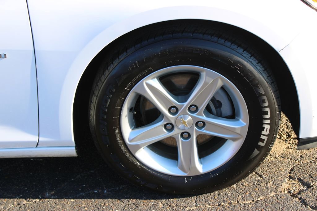 Used 2024 Chevrolet Malibu LT image 47