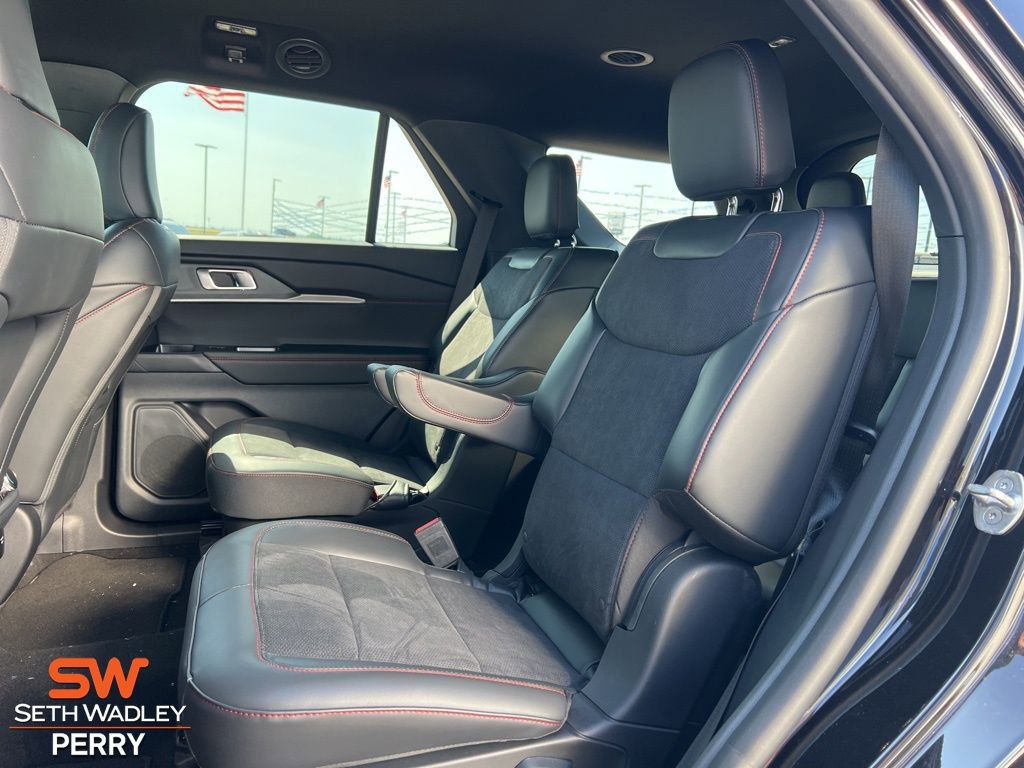 New 2025 Ford Explorer ST image 27