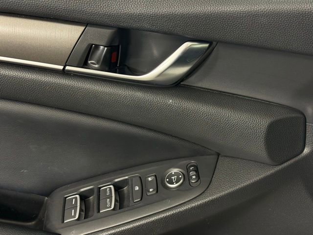 Used 2018 Honda Accord LX image 12