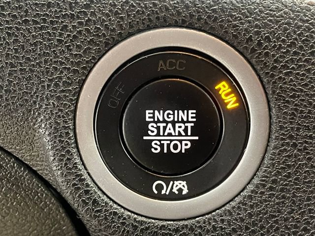 Used 2023 Dodge Charger SXT RWD image 25