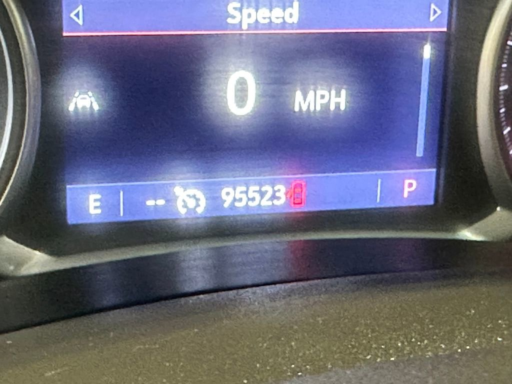 Used 2022 GMC Terrain SLT image 18