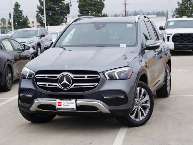Used 2022 Mercedes-Benz GLE 350 4MATIC w/ Premium Package image 4