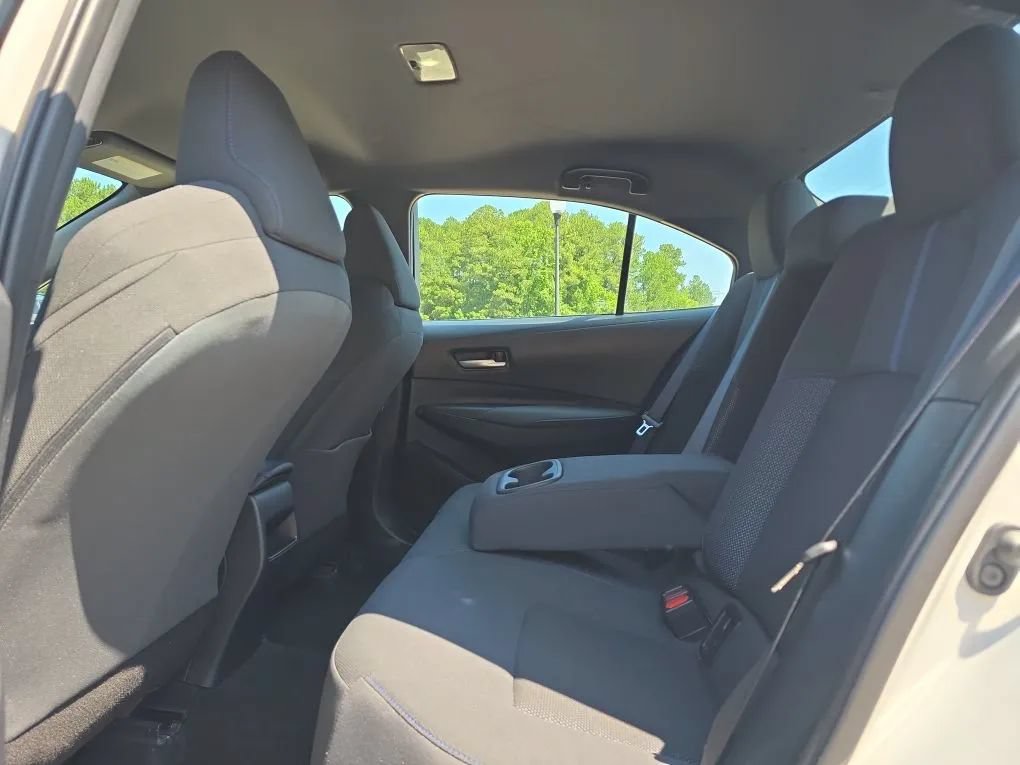 Used 2021 Toyota Corolla SE FWD image 33