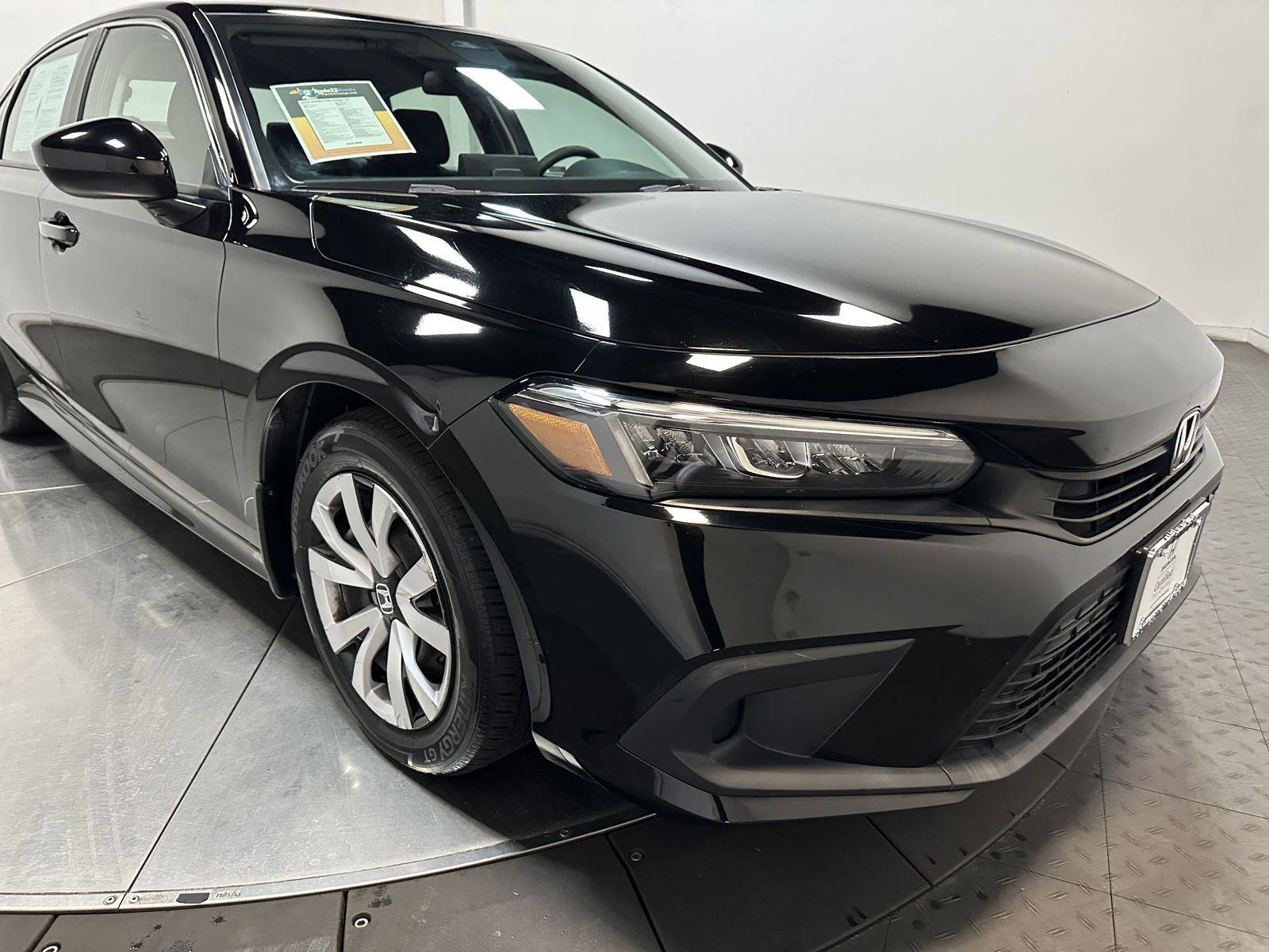 Used 2023 Honda Civic LX image 3