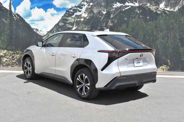 Certified 2023 Toyota bZ4X AWD w/ Weather Package image 9