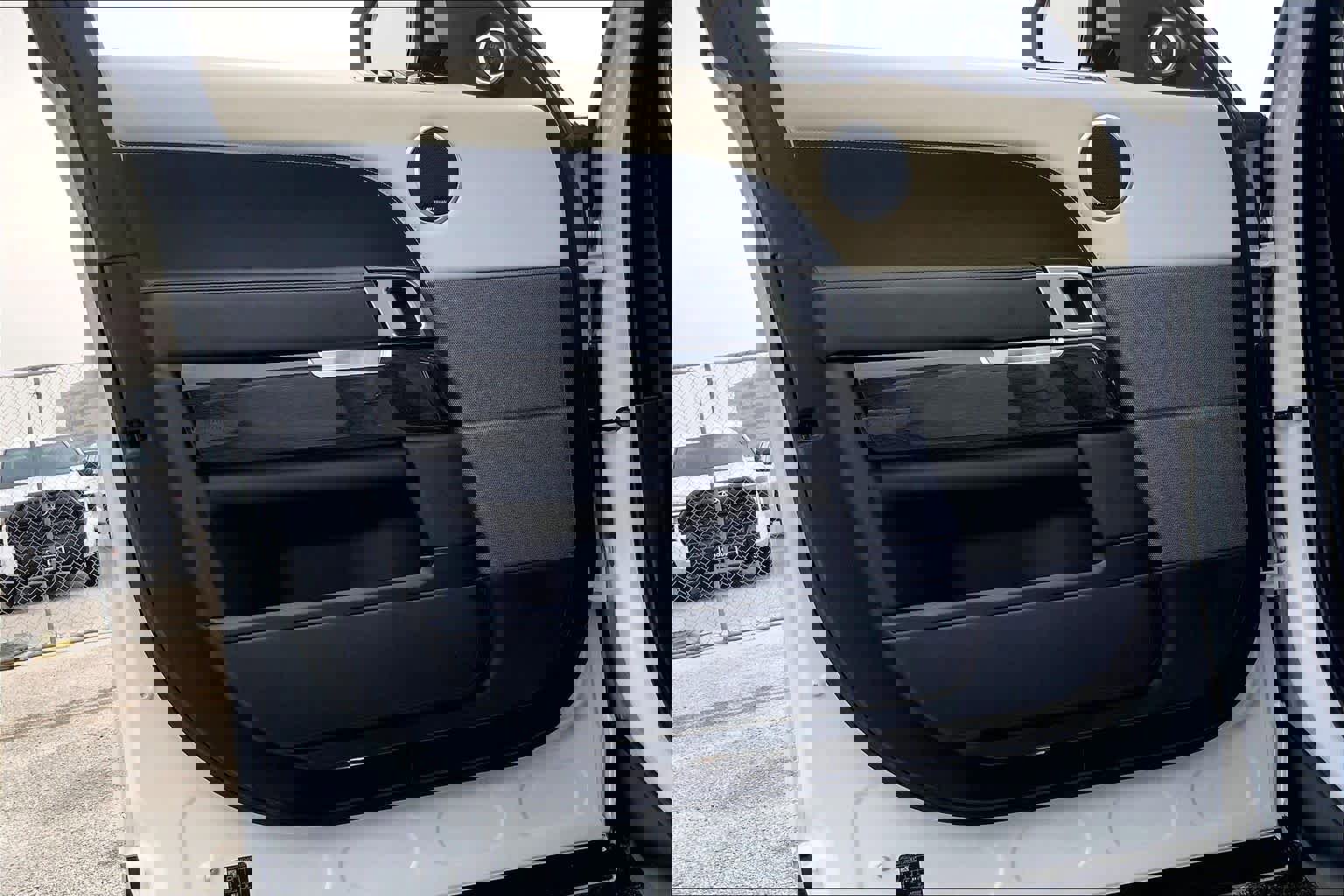 Used 2020 Land Rover Range Rover Sport Autobiography image 21