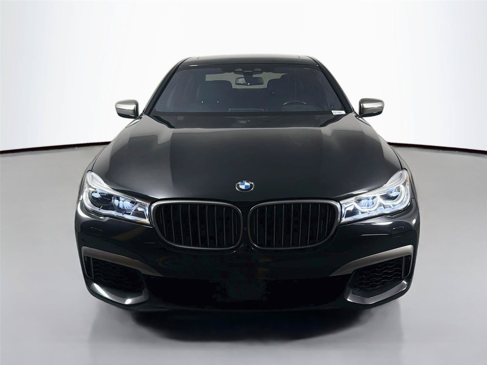 Used 2018 BMW M760i xDrive AWD/4WD image 2