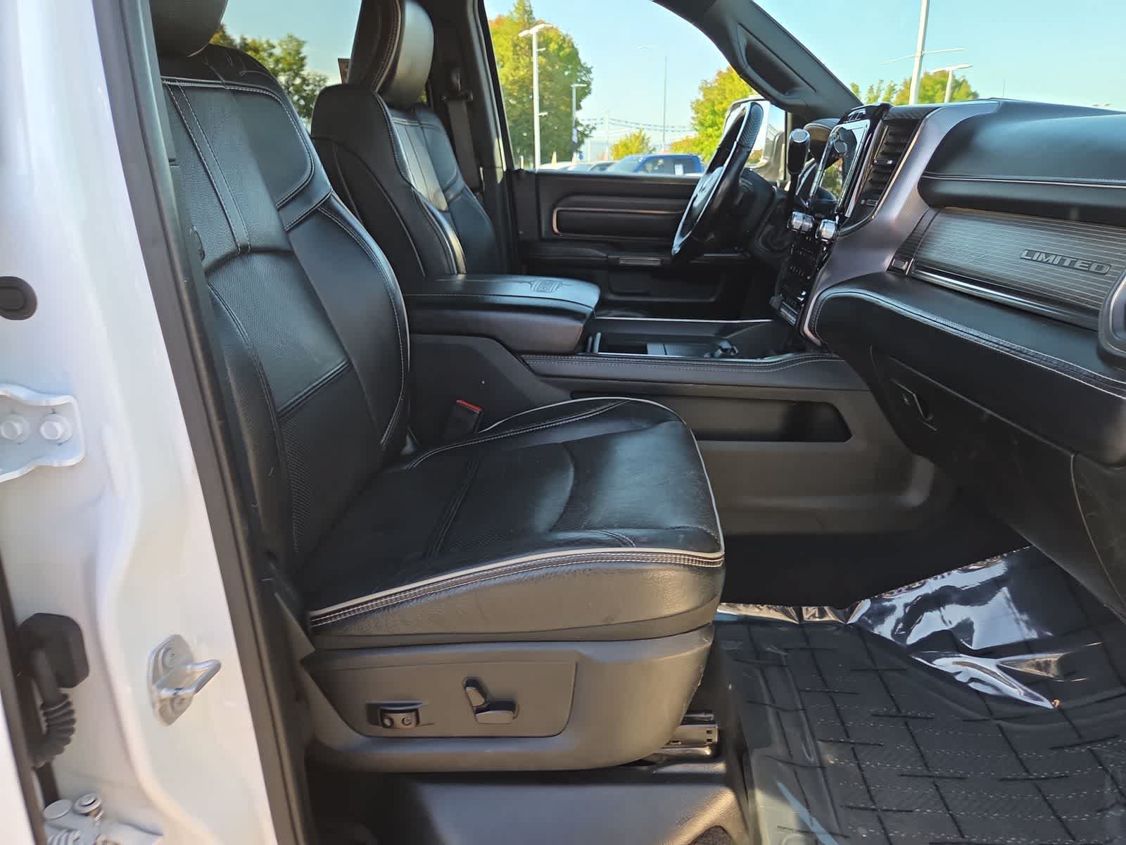 Used 2020 RAM 2500 Limited AWD/4WD image 22