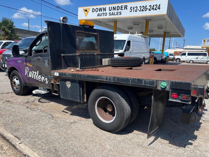 Used 2003 Ford F350 XL image 3