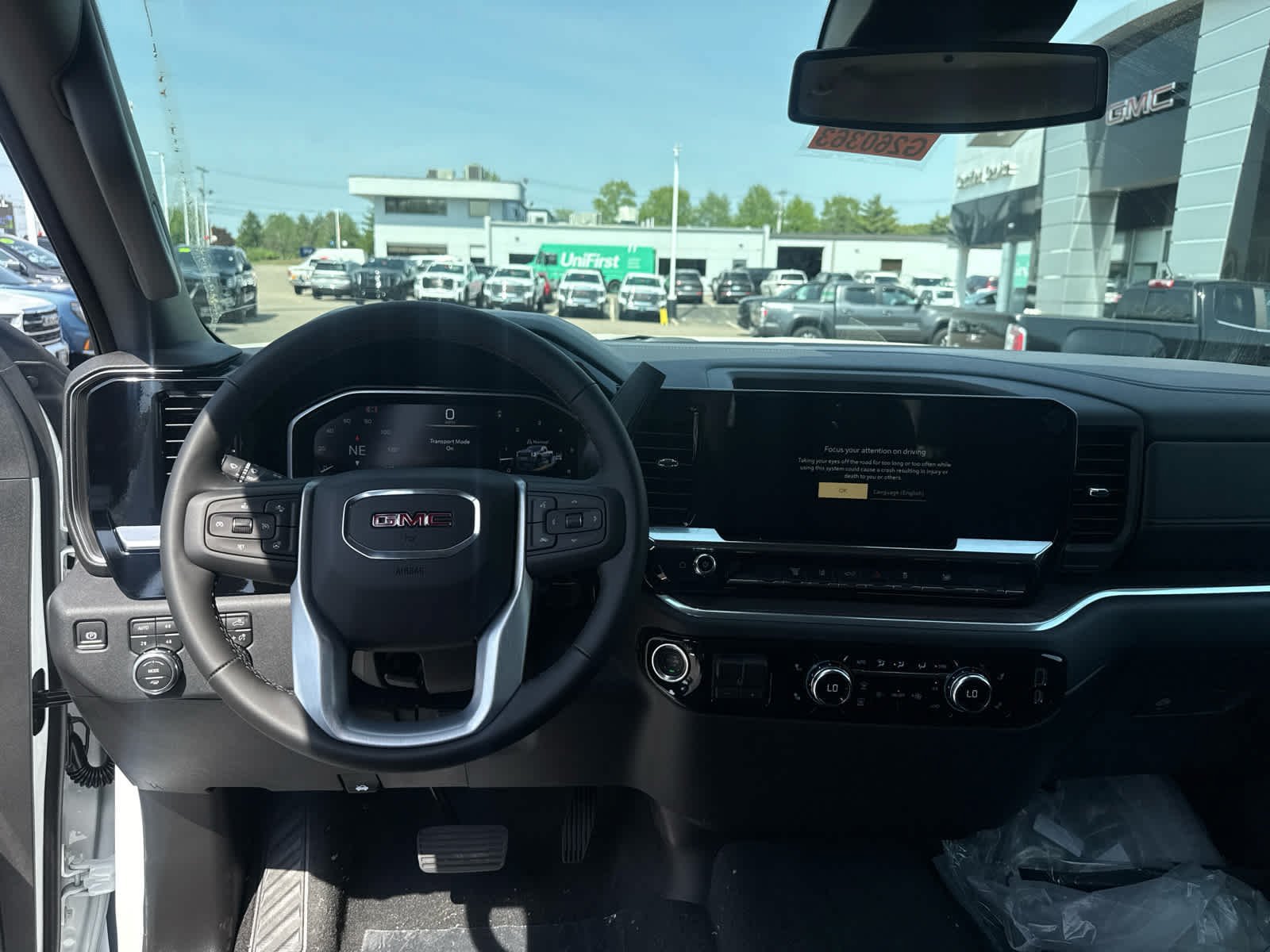 New 2026 GMC Sierra 2500 SLT AWD/4WD image 15