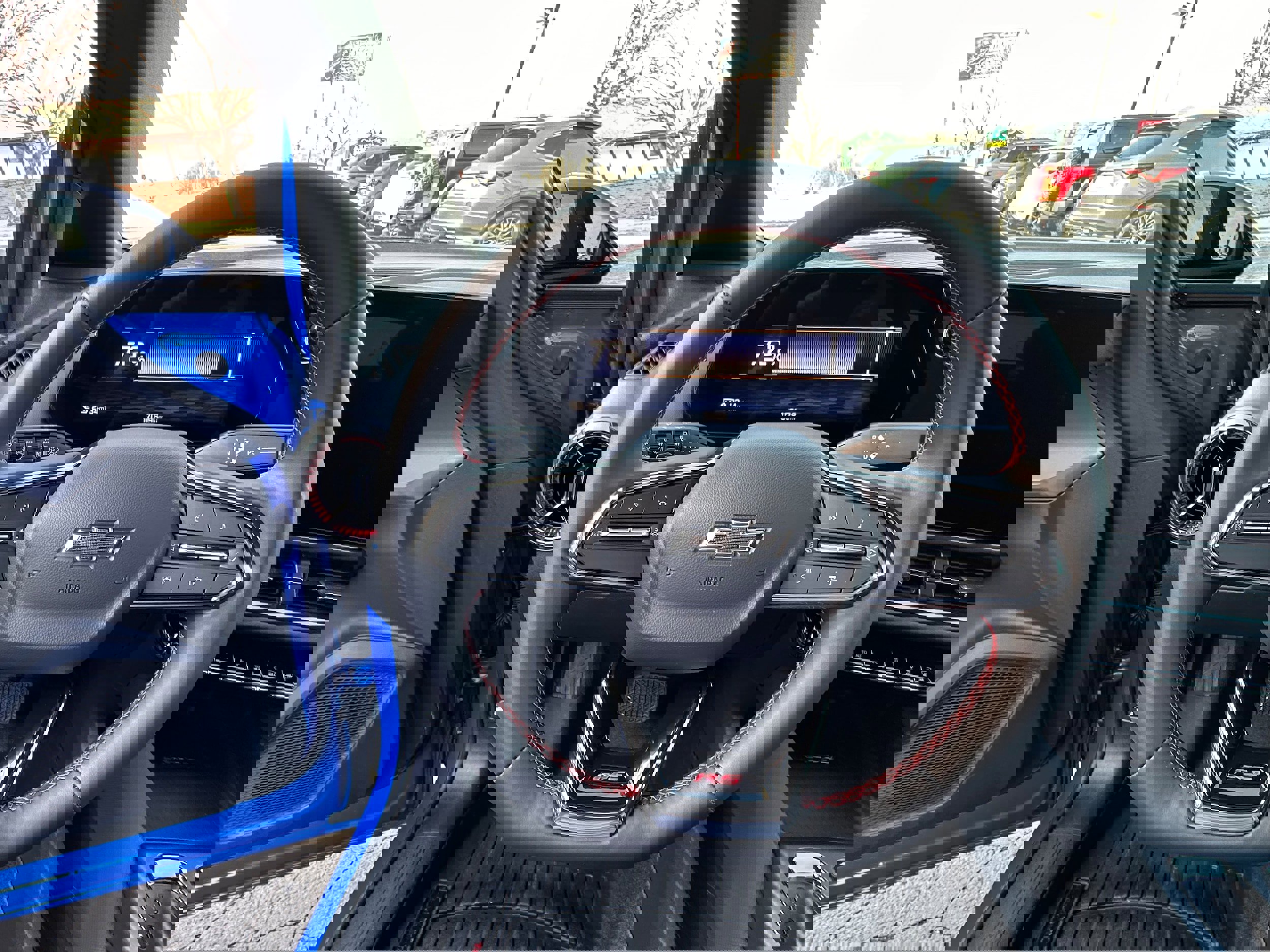 Used 2025 Chevrolet Equinox EV RS image 19