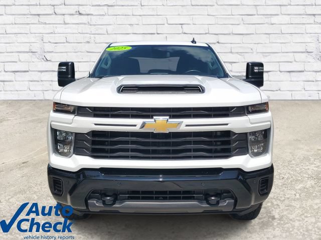 Used 2025 Chevrolet Silverado 2500 Custom w/ Custom Value Package AWD/4WD image 6