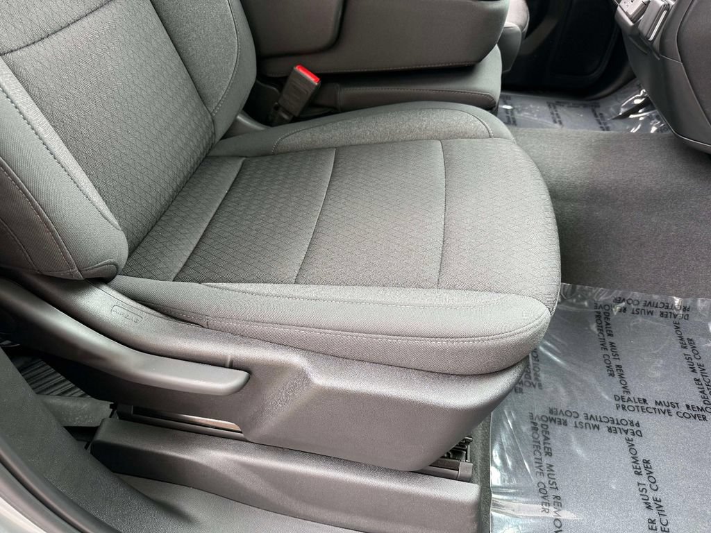 Used 2024 Chevrolet Silverado 1500 Custom w/ Turbomax Blackout Package AWD/4WD image 15
