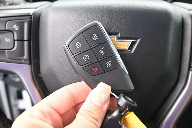 Used 2024 Chevrolet Tahoe LT AWD/4WD image 39