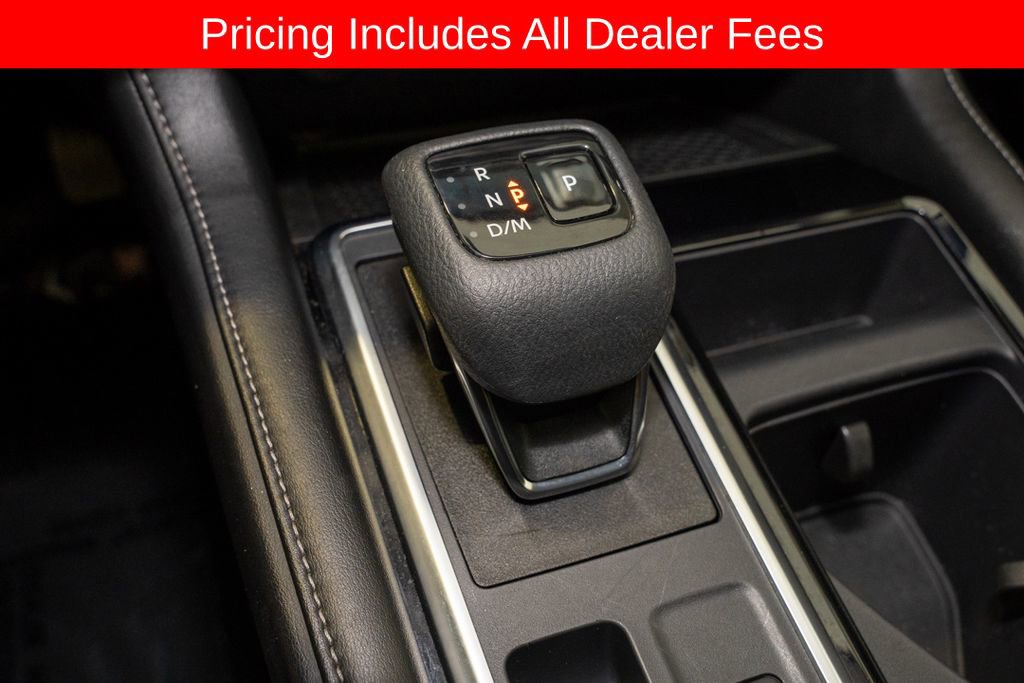 Used 2023 Nissan Pathfinder SL AWD/4WD image 19