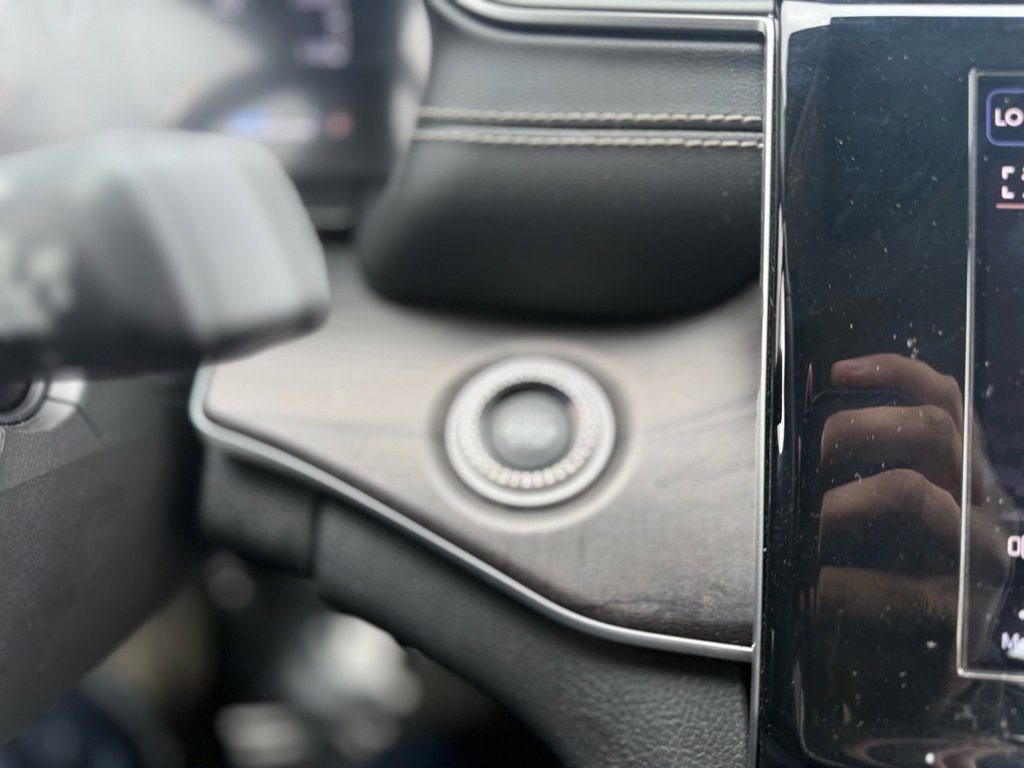 Used 2021 Jeep Grand Cherokee L Limited image 38